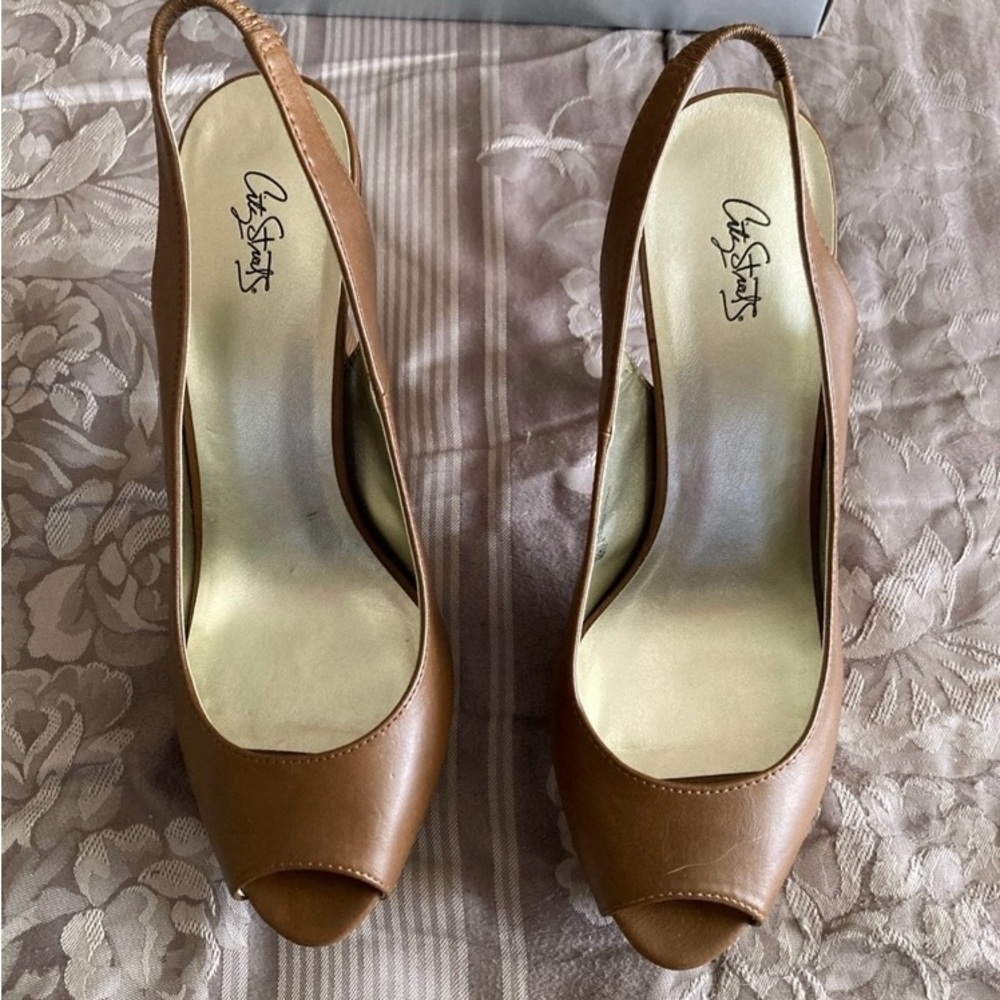 City Streets Brown Slingback Heels